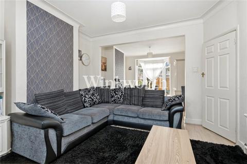 3 bedroom terraced house for sale, The Larches, London, N13