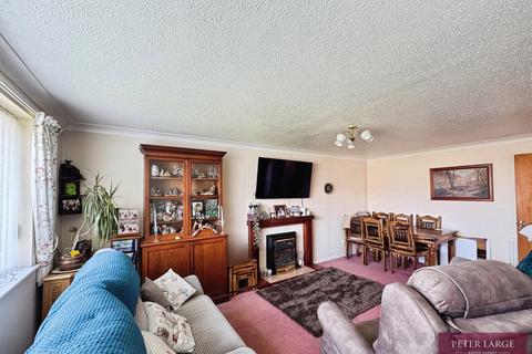 undefined, 28 Laburnum Drive, Rhyl, LL18 4JH