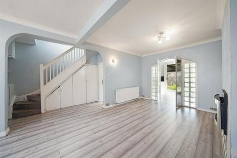 3 bedroom property for sale, Risingholme Raod, Harrow