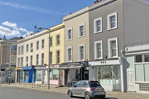 Property for sale, Fulham Road, LONDON
