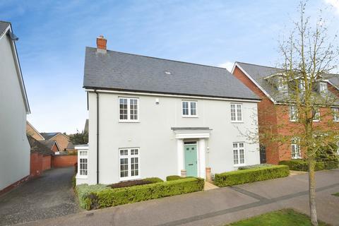4 bedroom detached house for sale, Burgattes Road, Little Canfield, Dunmow