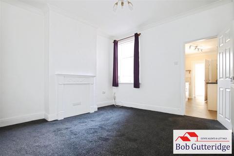2 bedroom terraced house to rent, Watlands View, Porthill, Newcastle, Staffs