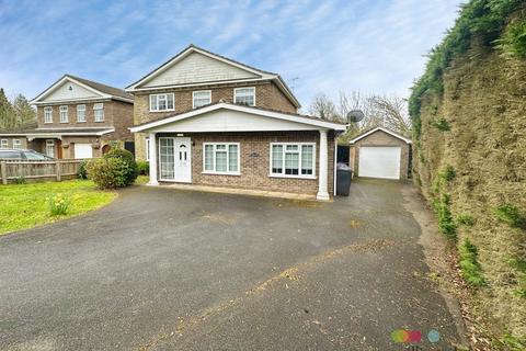 undefined, Manor Drive, Sudbrooke, LINCOLN