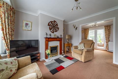 2 bedroom semi-detached house for sale, Rayleigh Drive, Wideopen, Newcastle Upon Tyne, NE13