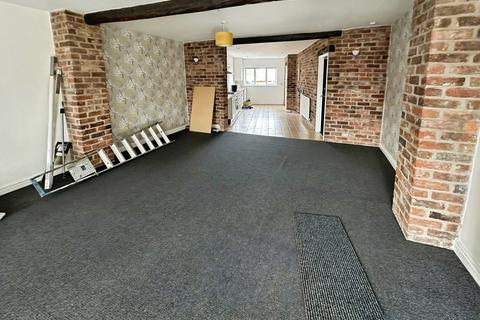 4 bedroom townhouse for sale, 174 Ravens Lane, Bignall End, Stoke-On-Trent, Staffordshire ST7 8PY