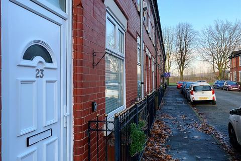 2 bedroom terraced house to rent, Ukraine Road, Salford, Salford, M7