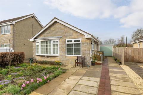 undefined, Pool Court, Pickering