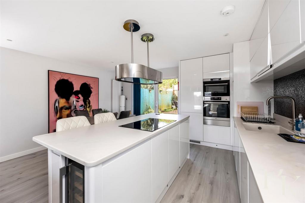 Living Room/Kitchen