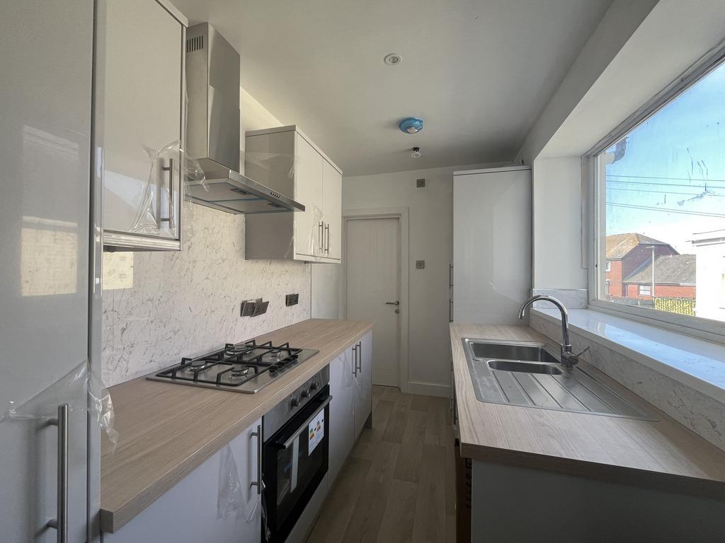 Kitchen 1