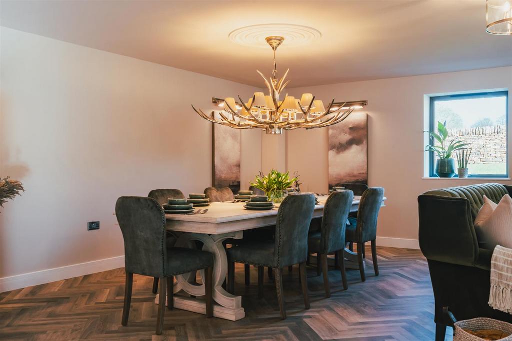 Living/Dining Room