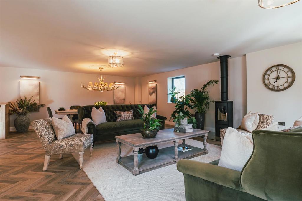 Living/Dining Room