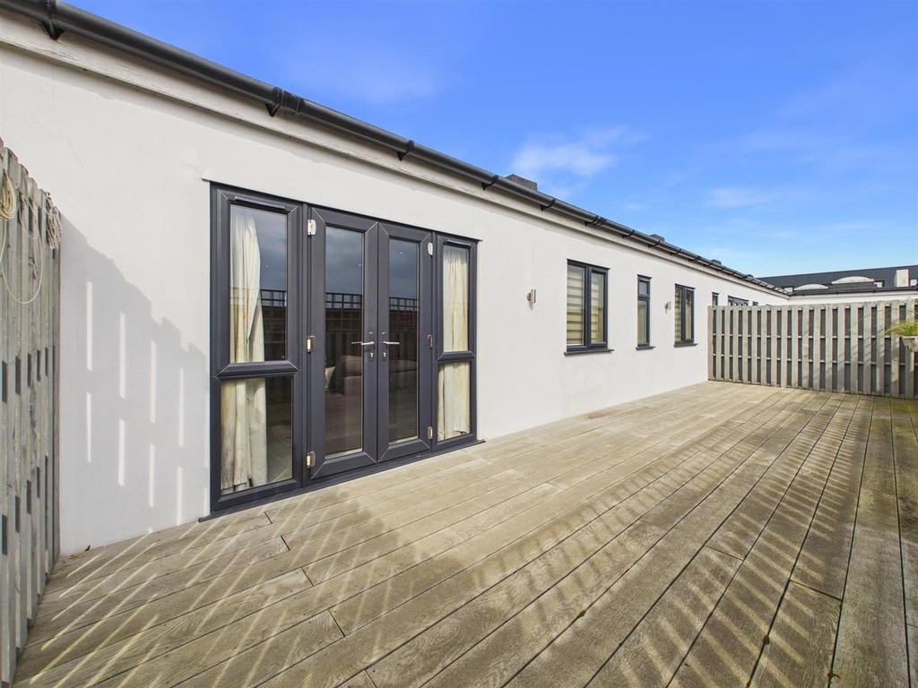Roof terrace