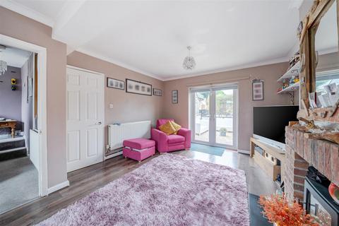 4 bedroom semi-detached house for sale, Court Orchard Road, Bridport
