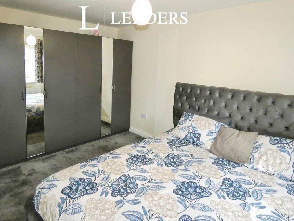 Bedroom 1 (1)