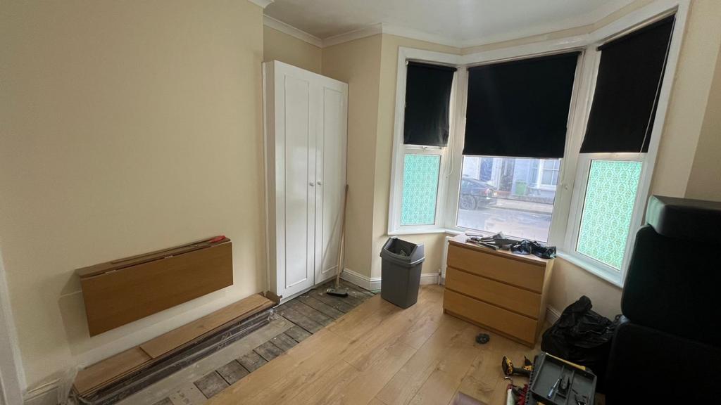 Room2