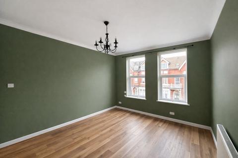1 bedroom flat to rent, Albert Road, Bexhill-On-Sea TN40