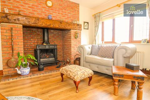 undefined, Top Road, Little Cawthorpe LN11