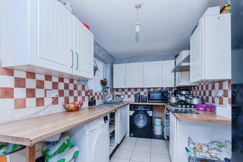 2 bedroom semi-detached house for sale, Roborough Green, Leicester, Leicestershire, LE5