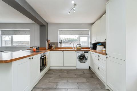 3 bedroom detached bungalow for sale, West End, Haddenham, ELY