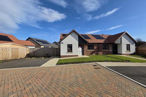 2 bedroom semi-detached bungalow for sale, Heather Pastures, Scarborough YO11