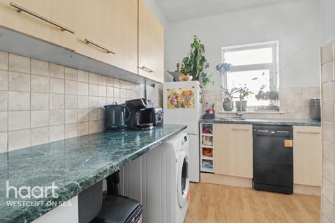 1 bedroom maisonette for sale, Albany Avenue, Westcliff-On-Sea