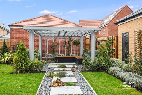 5 bedroom detached house for sale, Maldon Road, Burnham-On-Crouch