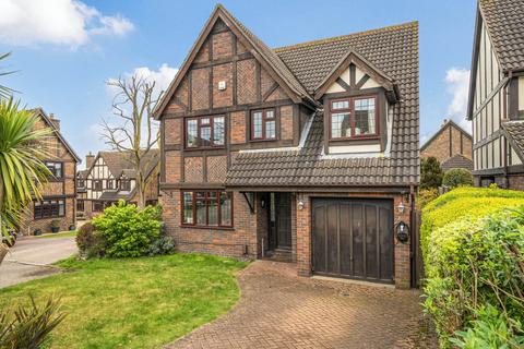 4 bedroom detached house for sale, Toynbec Close, Chislehurst, Kent, BR7