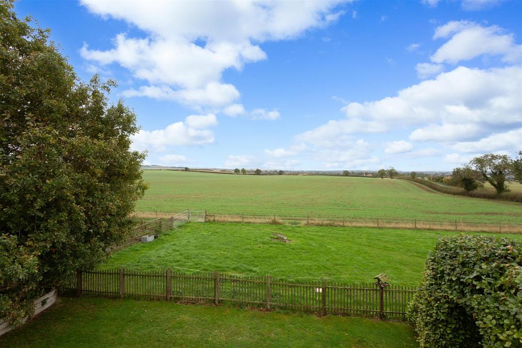 Woodsyde Farm-09 blue.jpg