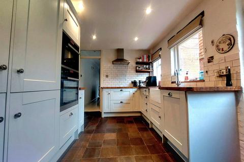 3 bedroom semi-detached house for sale, The Street, Ripe, Lewes