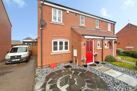 3 bedroom semi-detached house to rent, Long Meadow Way, Leicester LE4