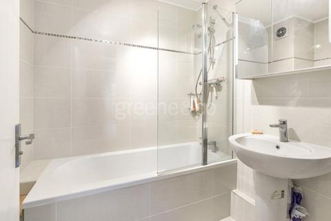 1 bedroom flat to rent, Priory Road London NW6