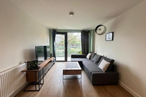 2 bedroom flat to rent, 2 Bedroom Flat – Lapwing Heights, Waterside Way, Tottenham Hale N17