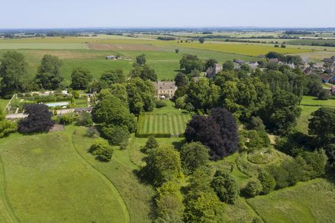 7 bedroom house for sale, Church Road, Tormarton, GL9