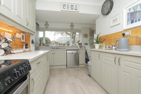 4 bedroom detached house for sale, Bower Road, Mersham, Ashford, Kent, TN25