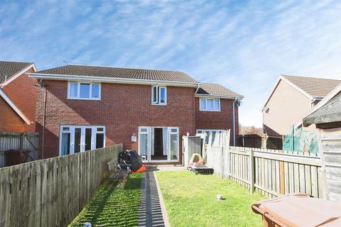 2 bedroom terraced house for sale, Woodheys Park, Kingswood, Hull