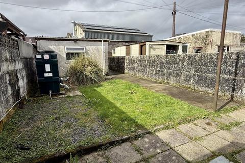 3 bedroom terraced house for sale, Woodlands Terrace, Cross Hands, Llanelli
