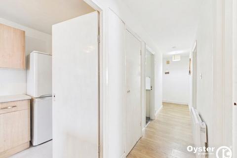 2 bedroom flat for sale, Collapit Close, Laburnum Court Collapit Close, HA1