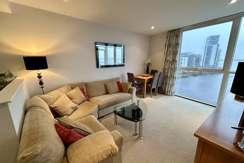 undefined, Ferry Road, Caerdydd, CF11