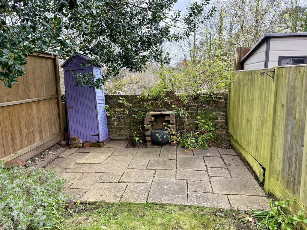 GARDEN 2.jpeg