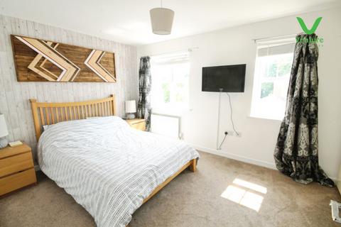 3 bedroom terraced house to rent, Murphy Close, Crook