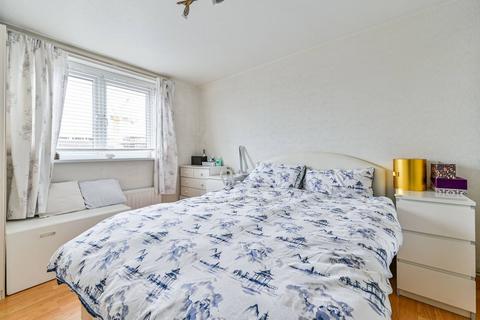 3 bedroom flat for sale, Dalmeny Avenue, Camden, London, N7