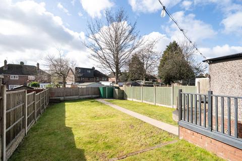 4 bedroom semi-detached house for sale, Yew Tree Lane, Wednesbury WS10