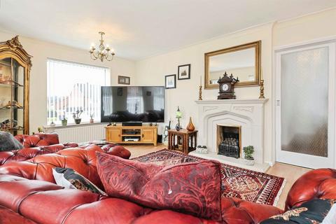 undefined, Newfield Drive, Kingswinford