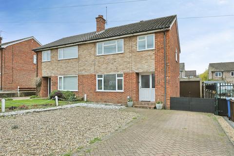 3 bedroom semi-detached house for sale, Ardney Rise, Norwich