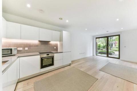 2 bedroom apartment to rent, Royal Crest Avenue, London, E16