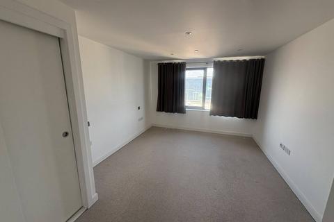 2 bedroom apartment to rent, The Hawkins Tower, Ocean Way SO14