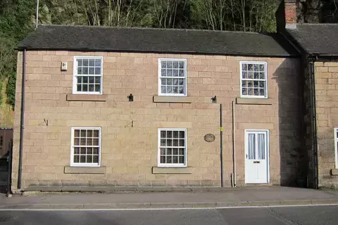 undefined, Belper DE56