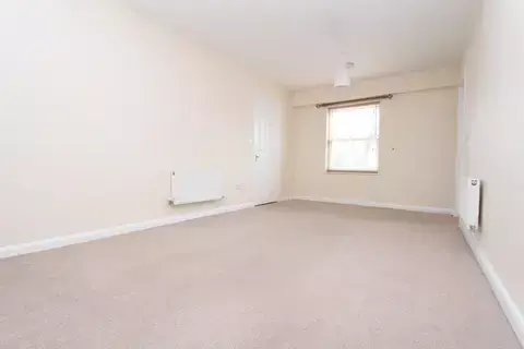 undefined, Belper DE56