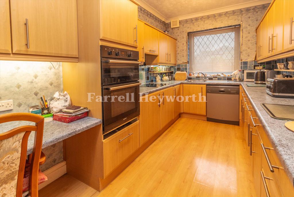 KItchen image 2