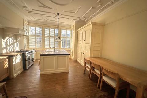 undefined, Leeds Road, Harrogate